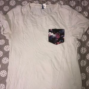 White xs t shirt